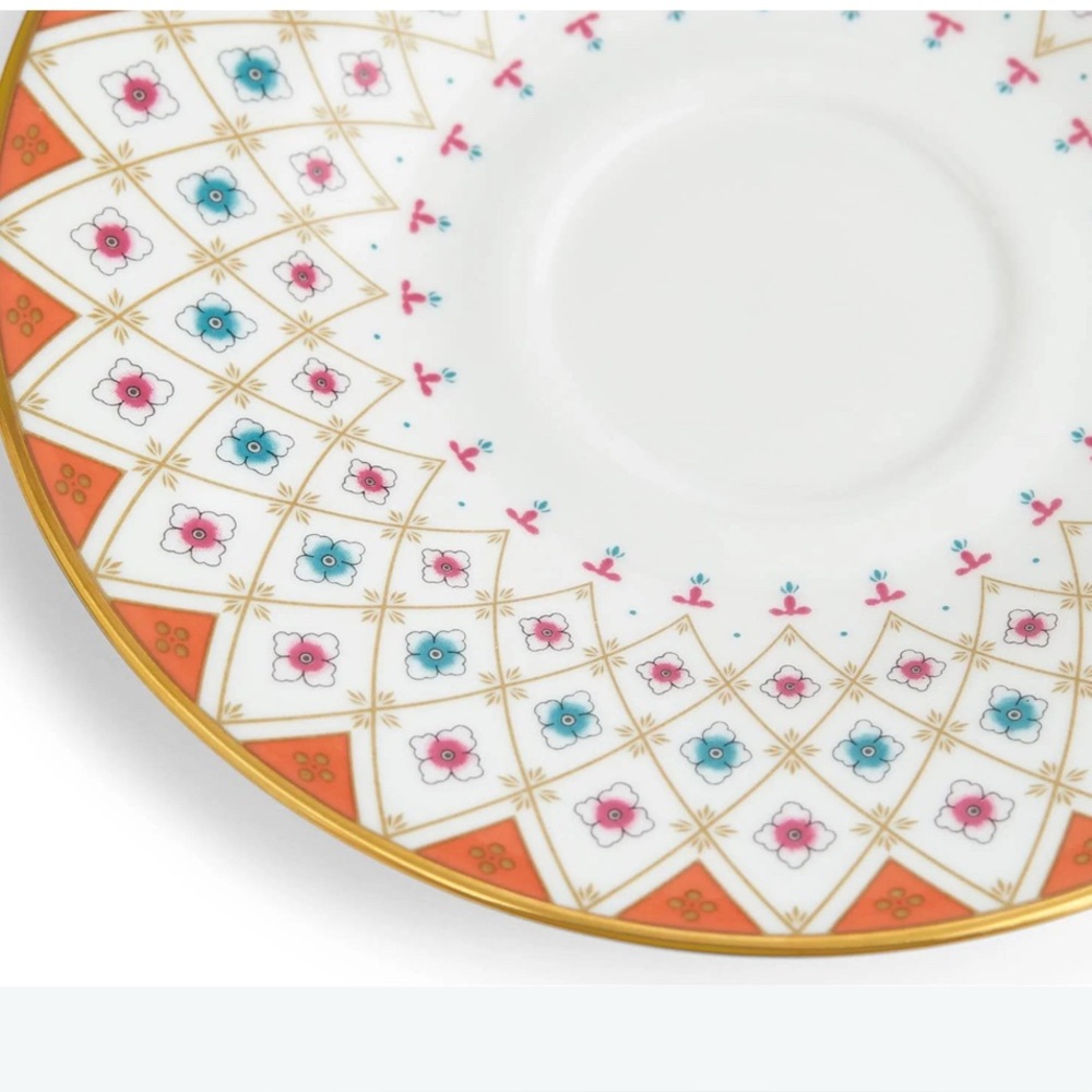 Wedgewood Tea Cups - Picture 5 of 14